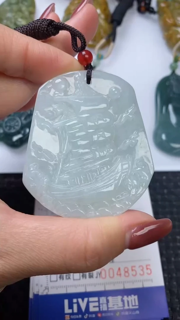 【闪购商品】翡翠颈饰未镶嵌1111111111111111