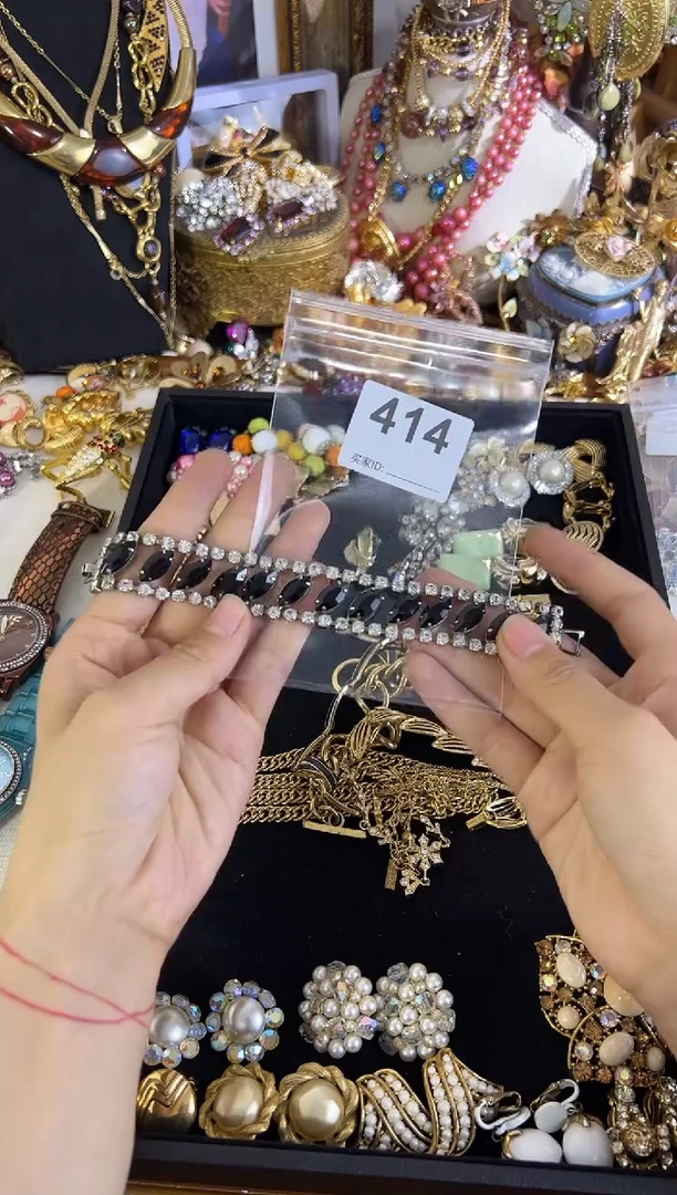 合金无铜合金中古首饰都有瑕疵请确认好成色尺寸在拍！