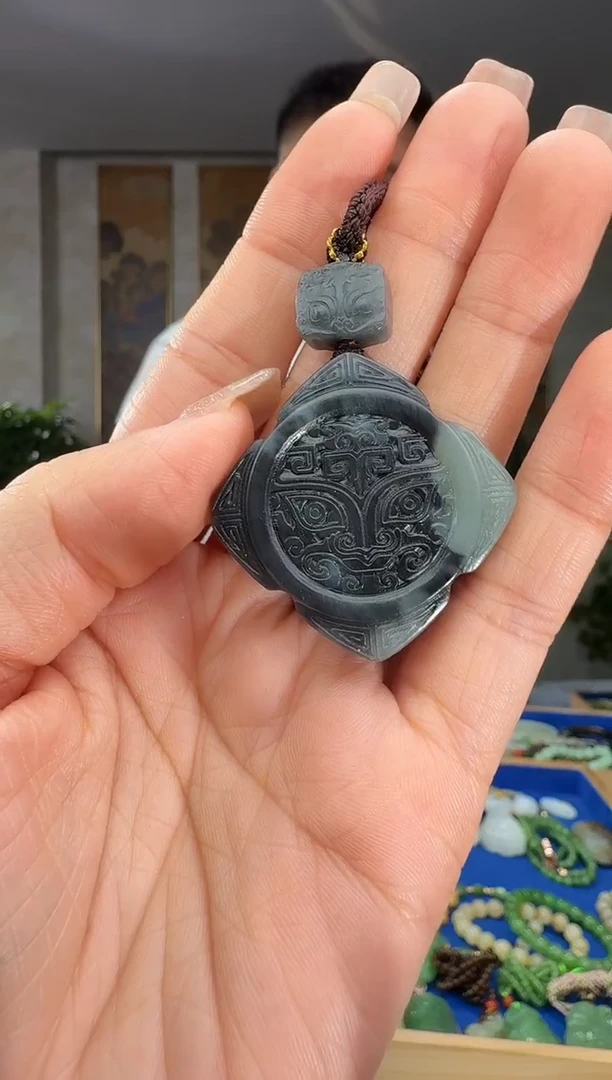 颈饰未镶嵌和田玉拍一发一