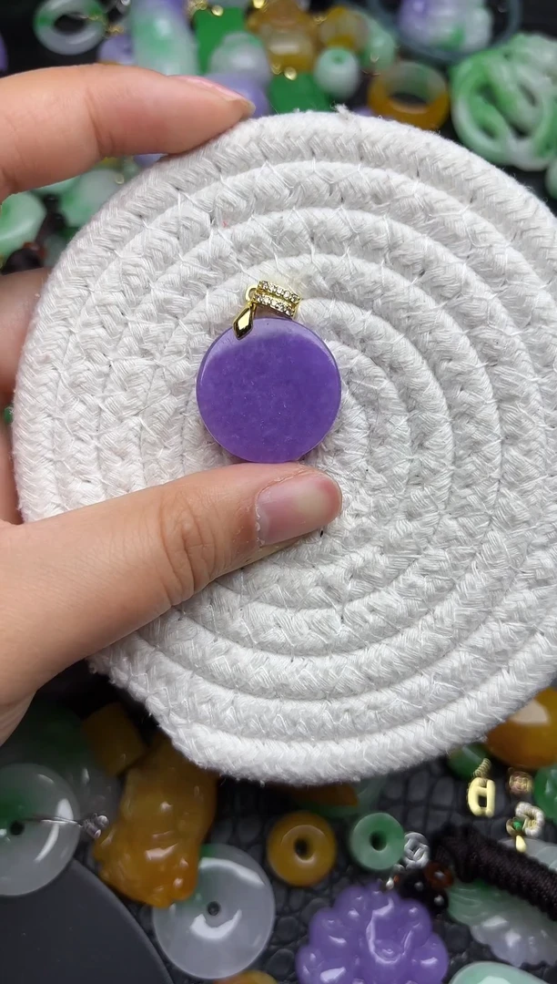 颈饰未镶嵌翡翠缅甸翡翠吊坠