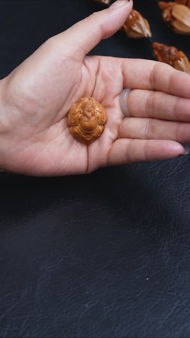 吊坠橄榄核2.5四花双面财迷单籽