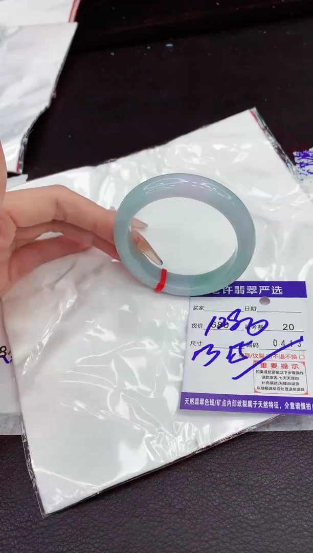 翡翠手镯未镶嵌1111111111111