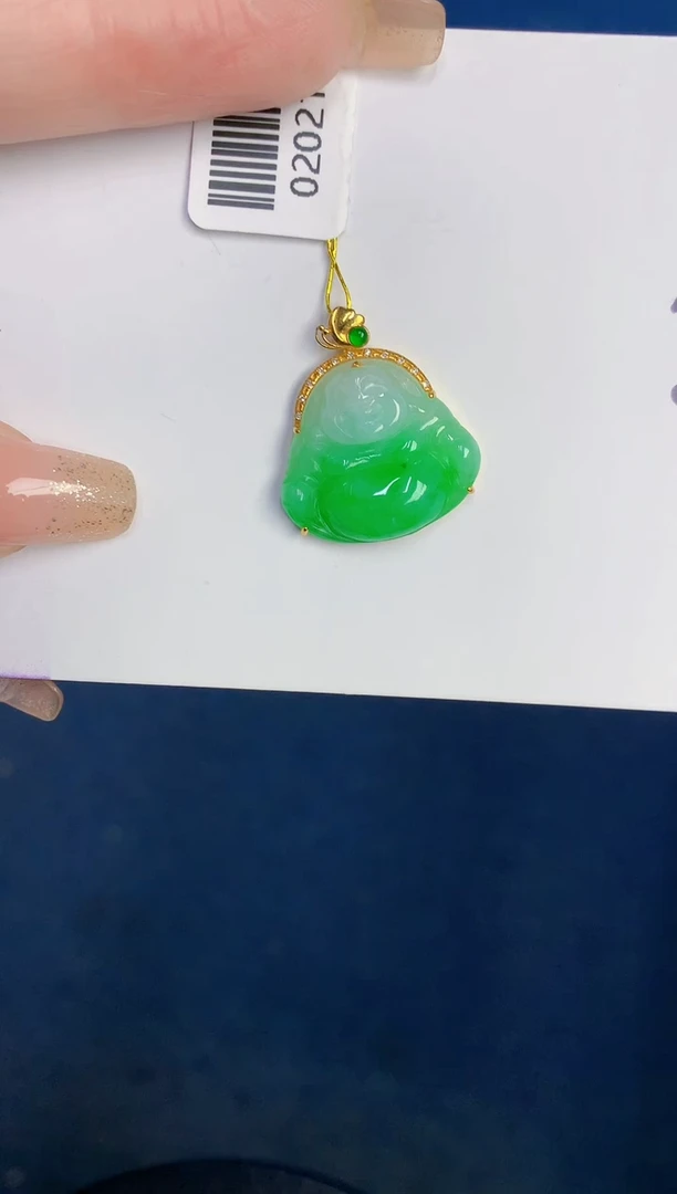 颈饰18K金镶嵌翡翠缅甸天然翡翠A货