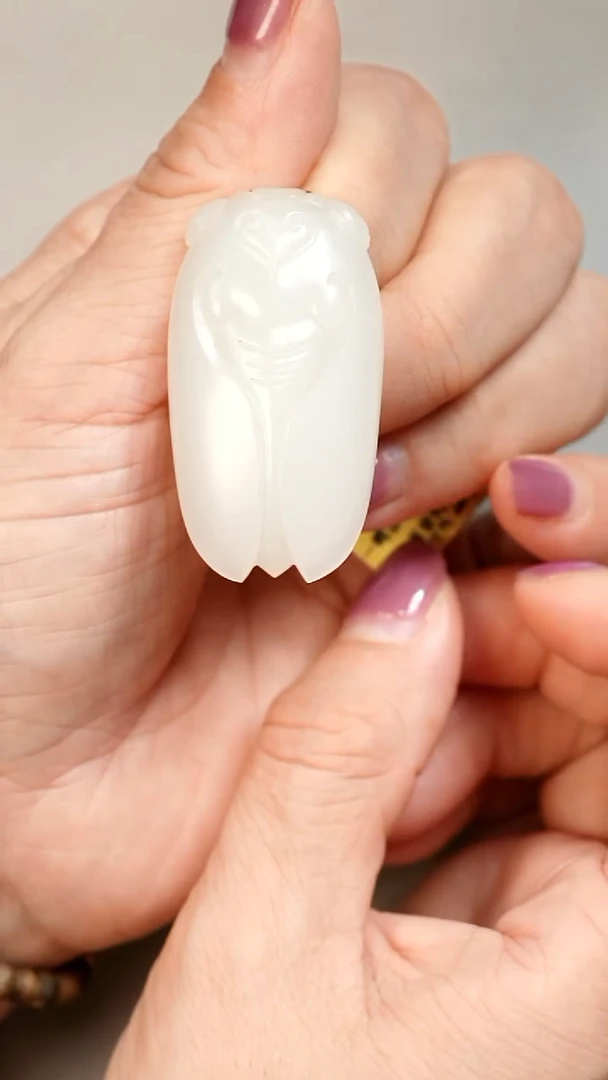 未镶嵌和田玉挂件一鸣惊人