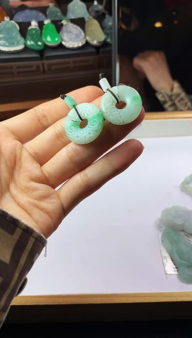 未镶嵌定制翡翠S毛货不退不换