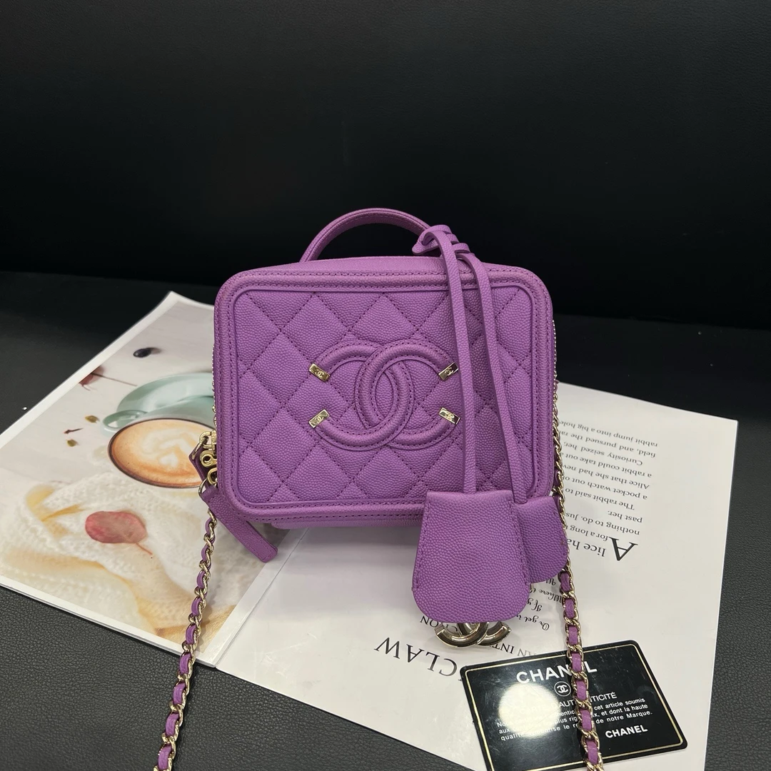99新 Chanel/香奈儿 紫色20年相机单肩包D294寄卖服务