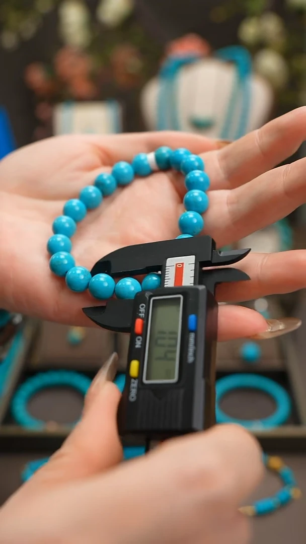 18K金镶嵌绿松石项链B00271