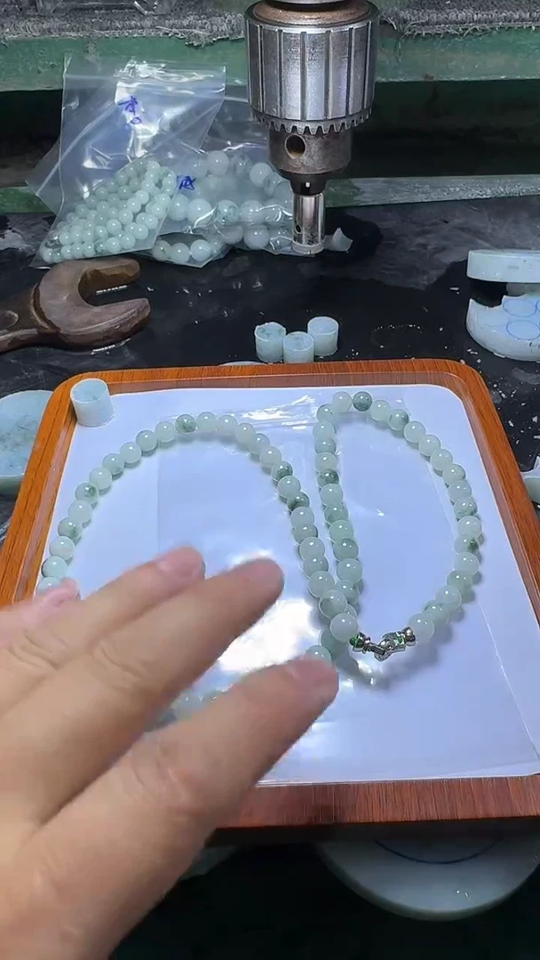 翡翠未镶嵌项链7***7发一条