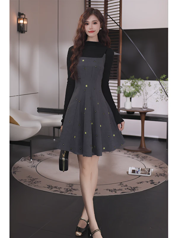 依漾Y-【零落千川】秋季新款法式复古优雅气质修身显瘦吊带连衣裙