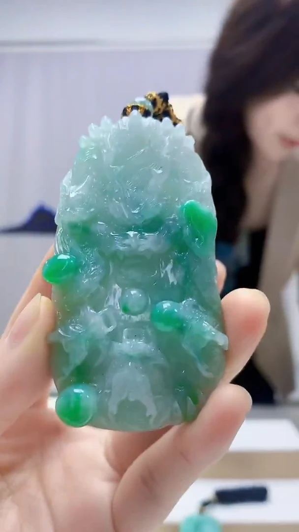 未镶嵌定制翡翠4829DD-毛货挂件149