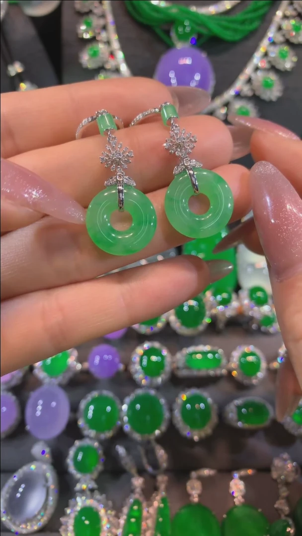 【闪购商品】翡翠耳饰18K金镶嵌耳饰