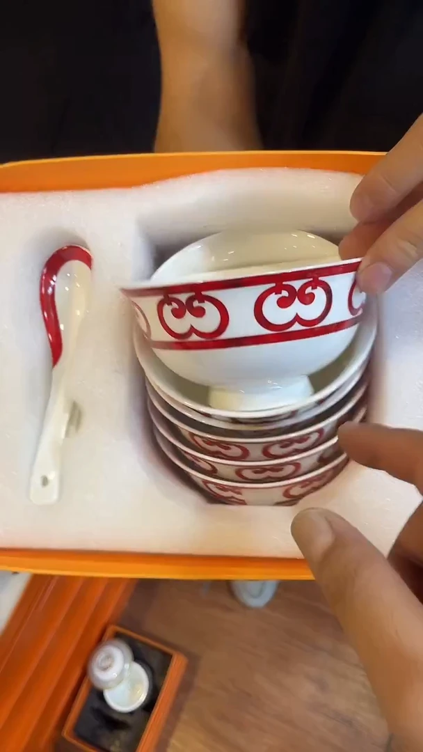 杯鸿辉家品牌瓷器，京东包邮！