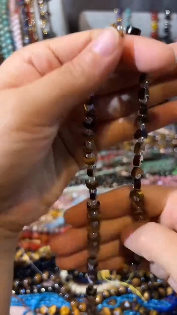 合金玛瑙/玉髓珠宝奇石虎眼月牙一条