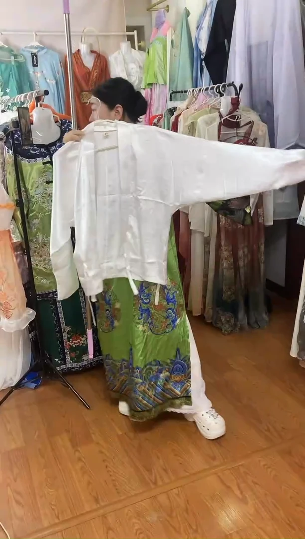 孤品汉服 高品质特价 偶有微瑕 NO退NO换 介意勿拍