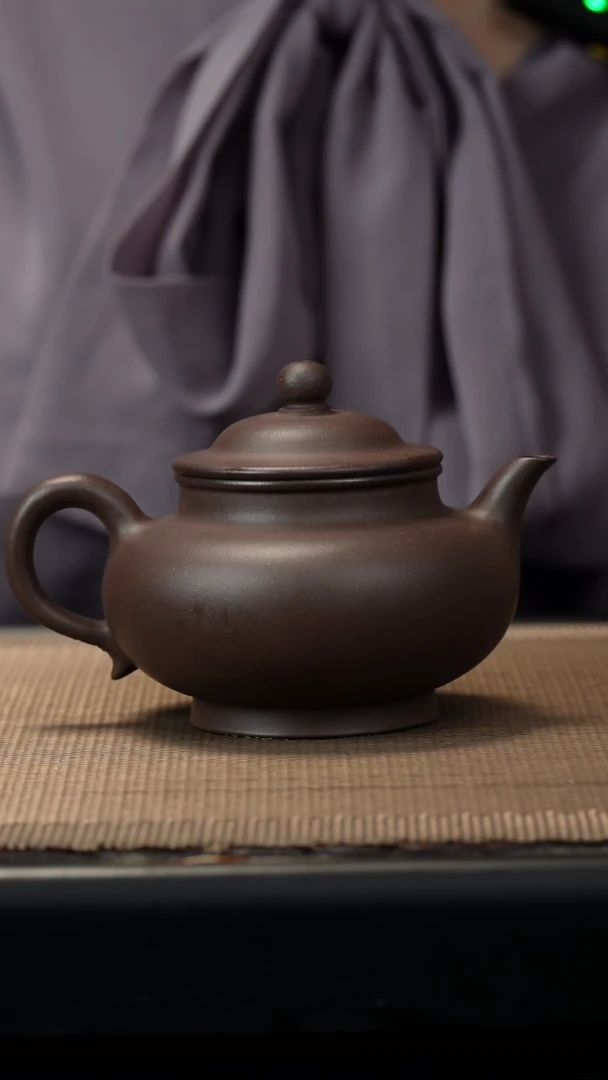 茶壶紫砂紫泥潘壶180CC