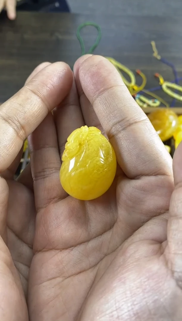 蜜蜡吊坠(不含链)未镶嵌议*蜜蜡钱袋子