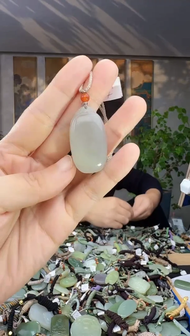 未镶嵌和田玉挂件拍一发一