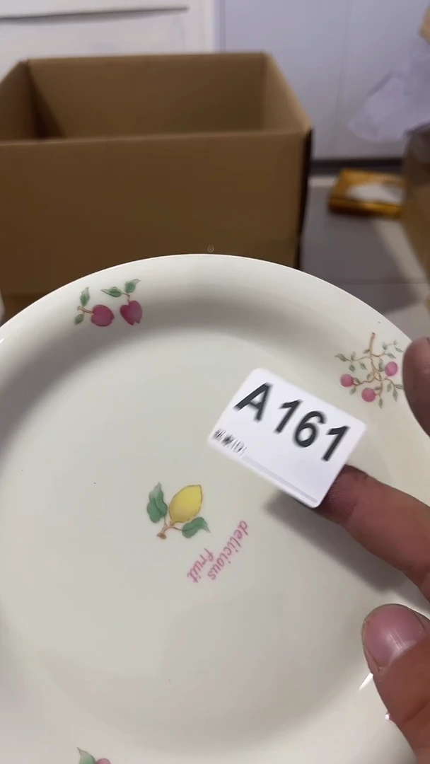 紫砂瓷器水杯一物一拍l****g瓷器水杯一物一拍