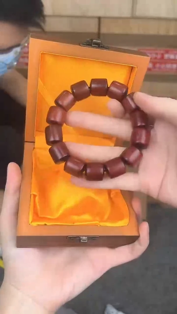 品茗文玩阁血檀桶珠链接@@YS975