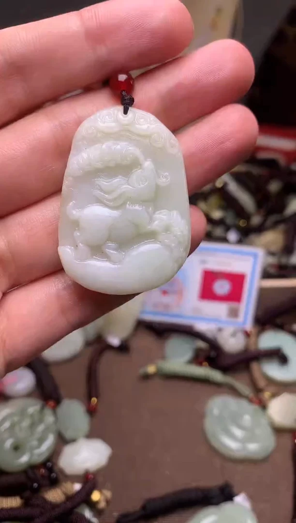 颈饰未镶嵌和田玉新疆料青海料清水和田玉吊坠
