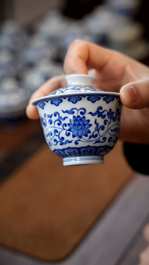 【闪购商品】120缠枝盖碗111111111