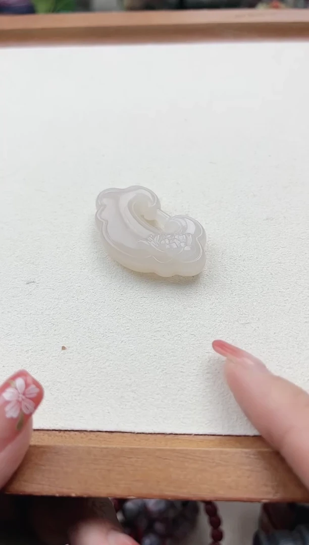 【闪购商品】和田玉吊坠未镶嵌如意锁