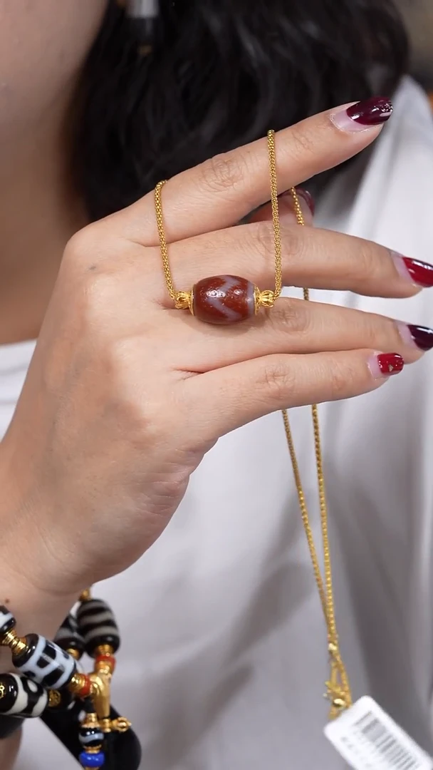 【闪购商品】玛瑙/玉髓颈饰18K金镶嵌Y61894闪电牙牙锁骨链