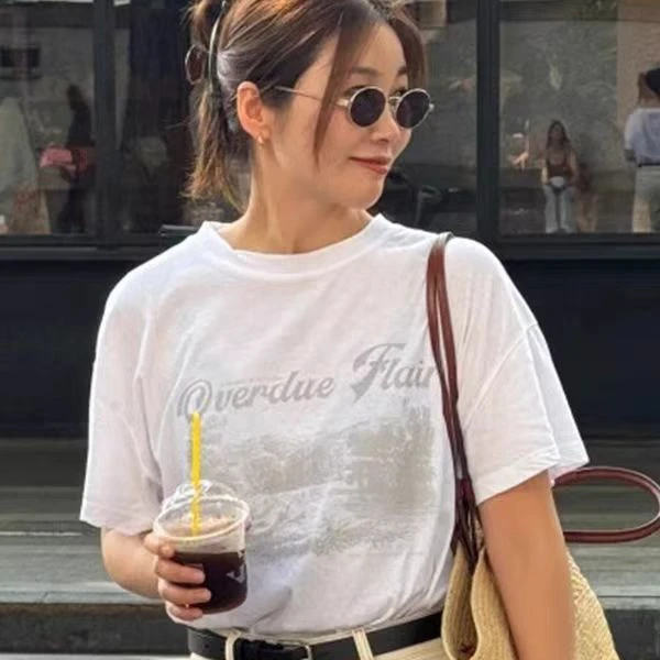 2025巨好看的夏天女装美式复古百搭别致白色字母印花短袖休闲T恤