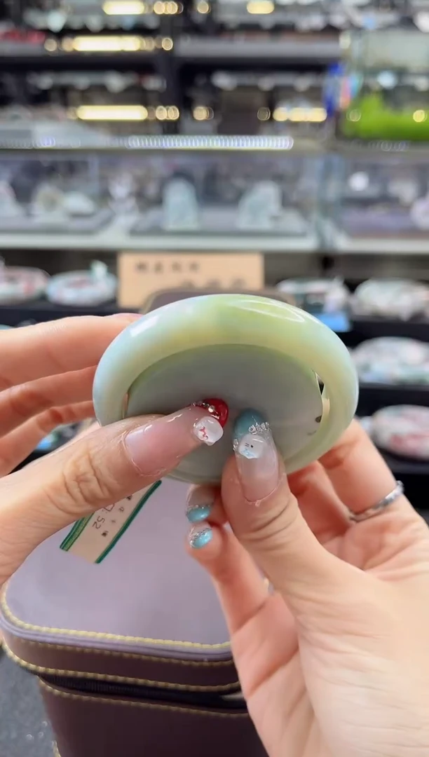 未镶嵌手镯石英质玉52圈口（赠品镯心）6330012