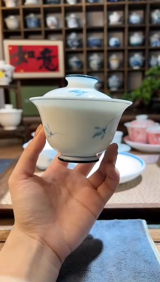 【闪购商品】手绘玉兰花大二才盖碗