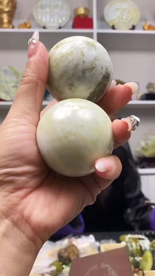 未镶嵌岫玉手球拍一发二