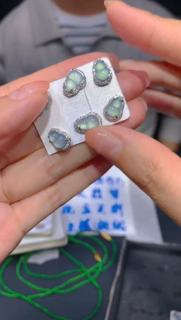 【闪购商品】定制翡翠未镶嵌19多样性发货（发其一）