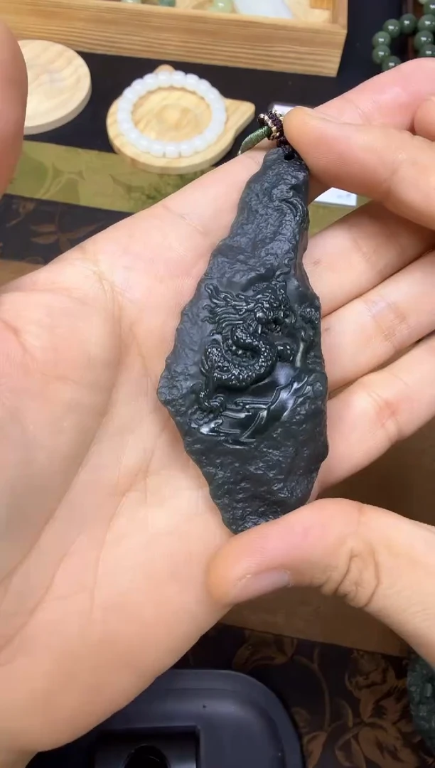 和田玉未镶嵌颈饰72