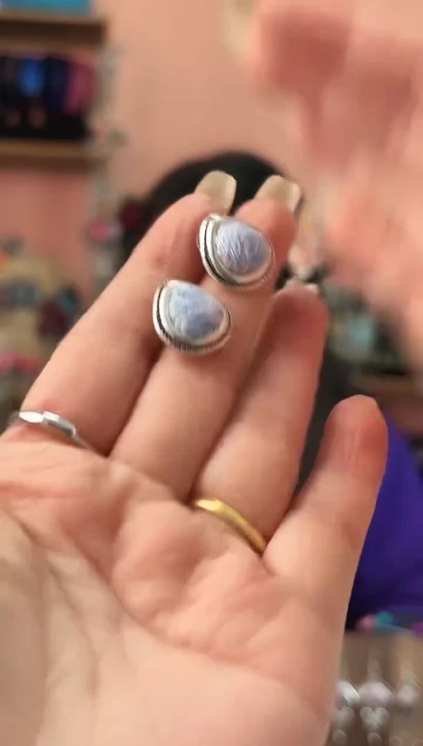 织绣艺枝独绣手工饰品110