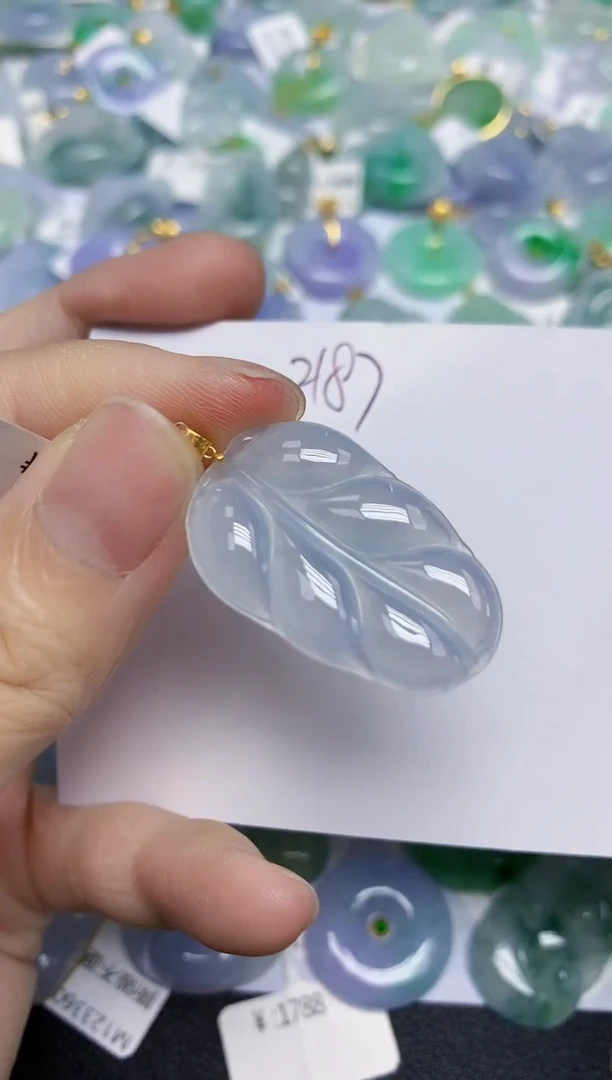 翡翠未镶嵌颈饰天然缅甸翡翠A货