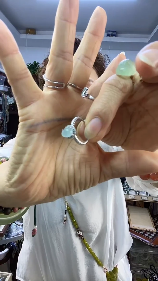 银S925镶嵌蛇纹石玉戒指多样性随机发一