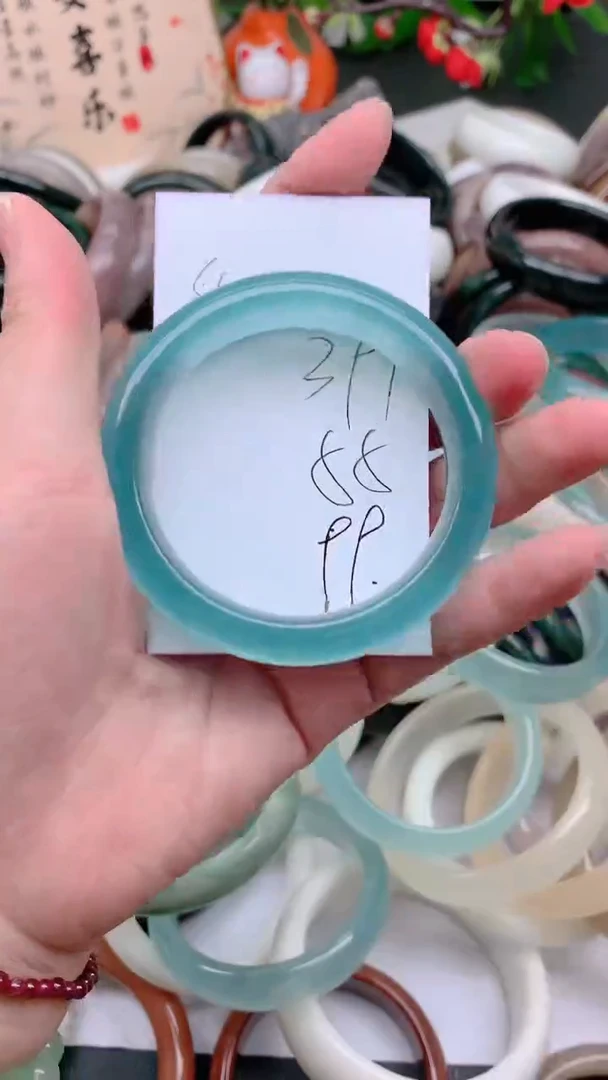 石英质玉手镯未镶嵌391