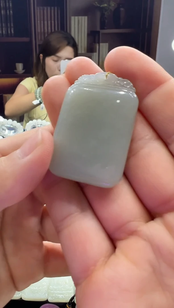 和田玉未镶嵌吊坠(赠链)新疆和田玉且末料青白玉无事牌百搭