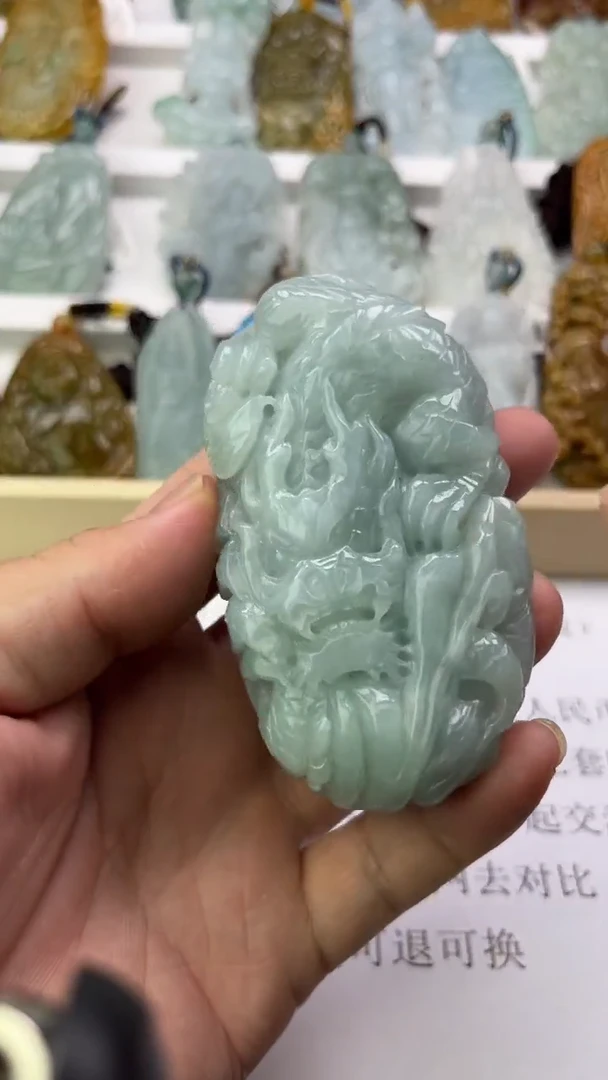翡翠未镶嵌颈饰八**珑天然翡翠