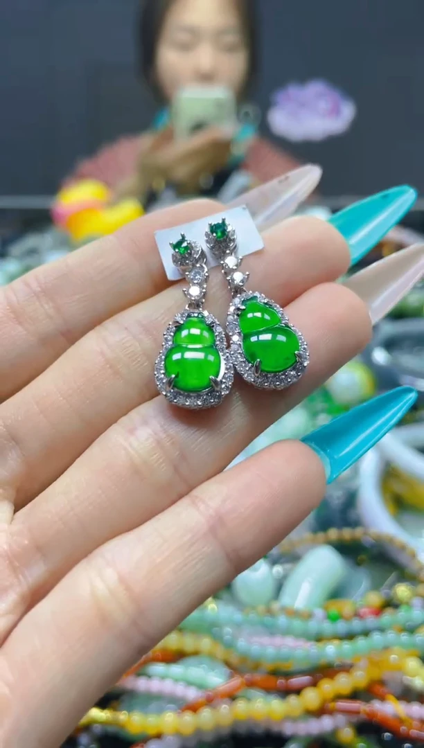 翡翠未镶嵌颈饰/S/翡翠A货，一件也是批发价