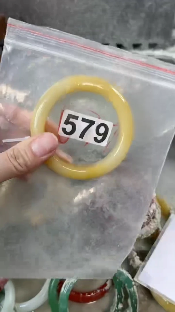 【闪购商品】石英质玉手镯未镶嵌5455+579