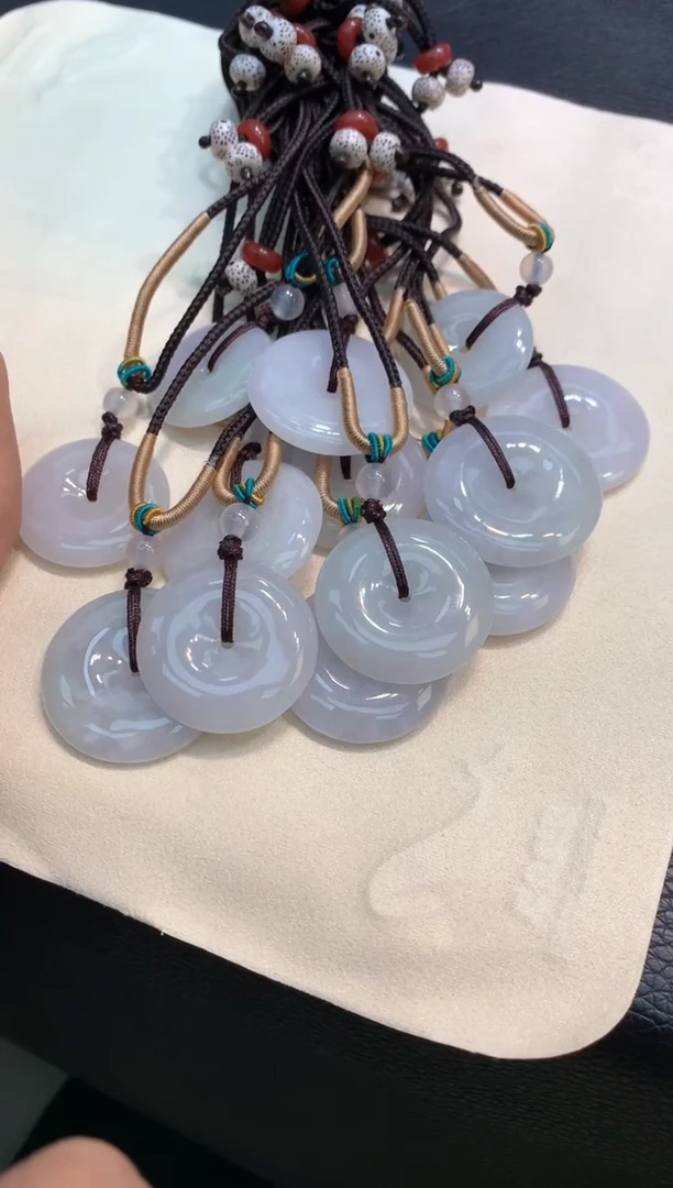 翡翠未镶嵌吊坠(不含链)多样性发一