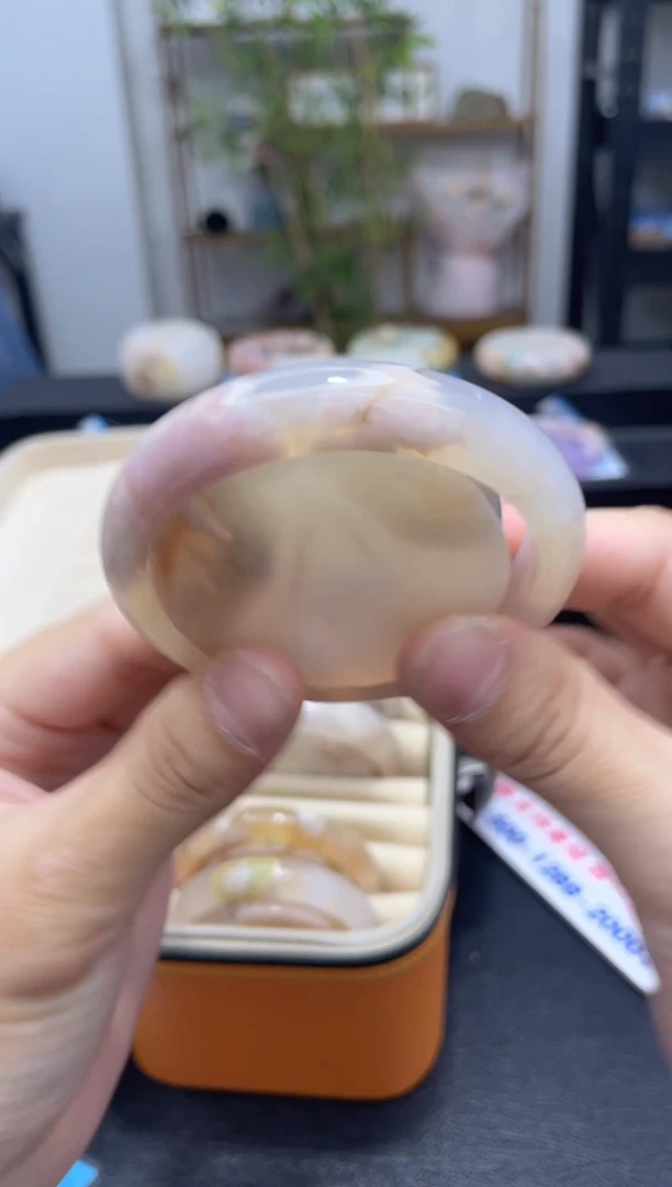 石英质玉手镯未镶嵌A58(53圈赠送镯心)