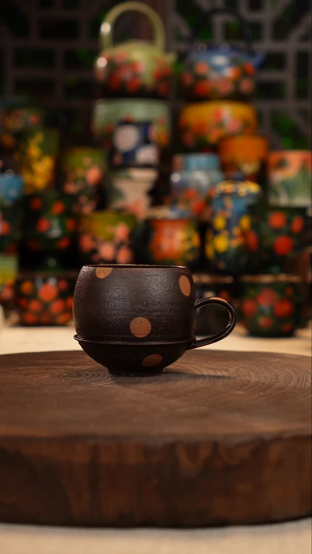 油画    釉下彩   杯子