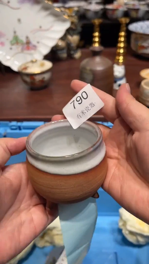 1@****k一单包邮中古瓷器默认微瑕一单包邮中古瓷器默认微瑕