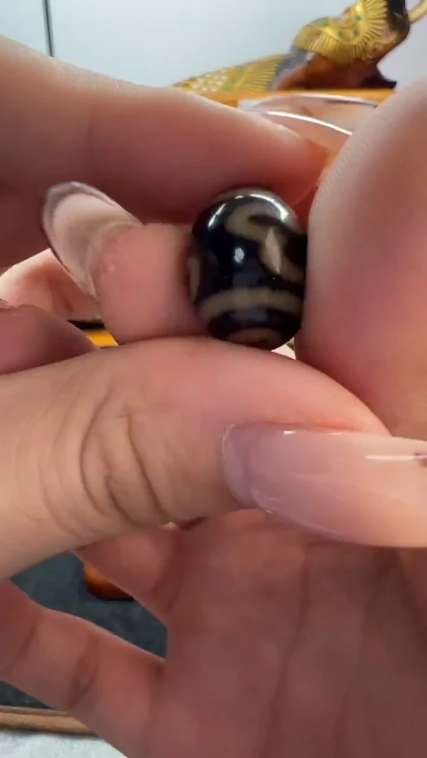 玛瑙/玉髓（覆膜）颈饰未镶嵌27微瑕随机发货