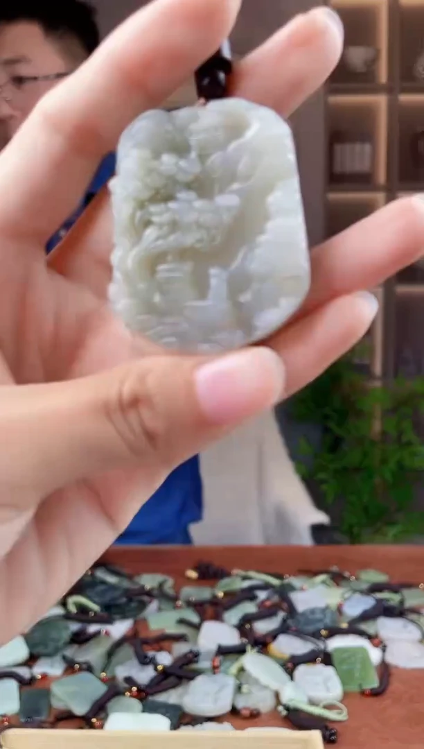 未镶嵌和田玉挂件拍一发一，多样性发货