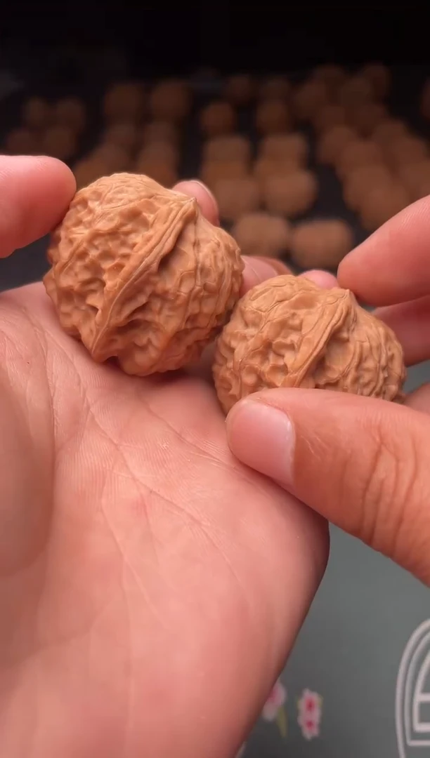 核桃a184  黄松峪 37尺