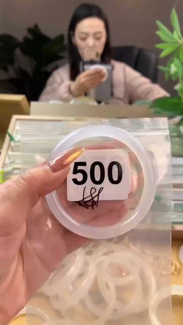 【闪购商品】玛瑙/玉髓手镯未镶嵌500