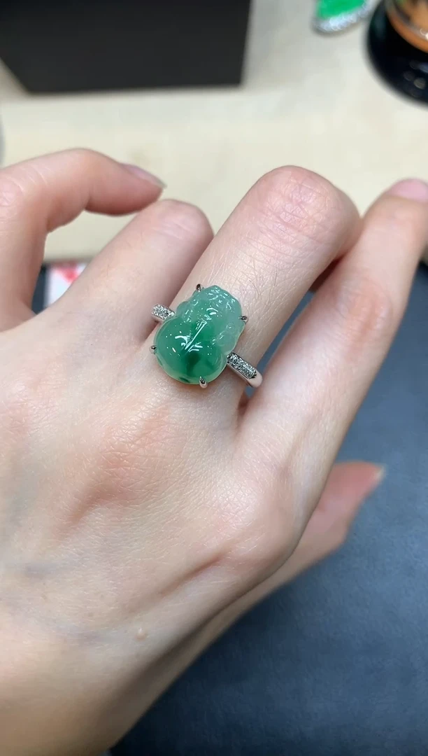 【闪购商品】翡翠戒指18K金镶嵌【无鉴赏期多样性发其一